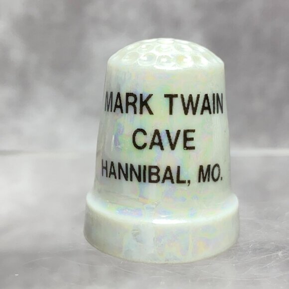Mark Twain Cave Hannibal Mo Souvenir Porcelain Thimble Iridescent Finish - Picture 5 of 11